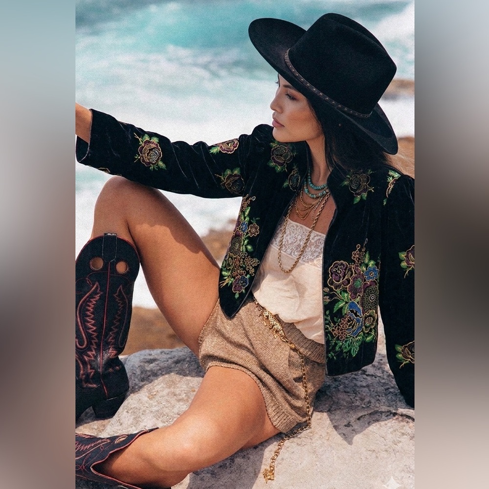 Vintage cropped Boho velvet floral jacket